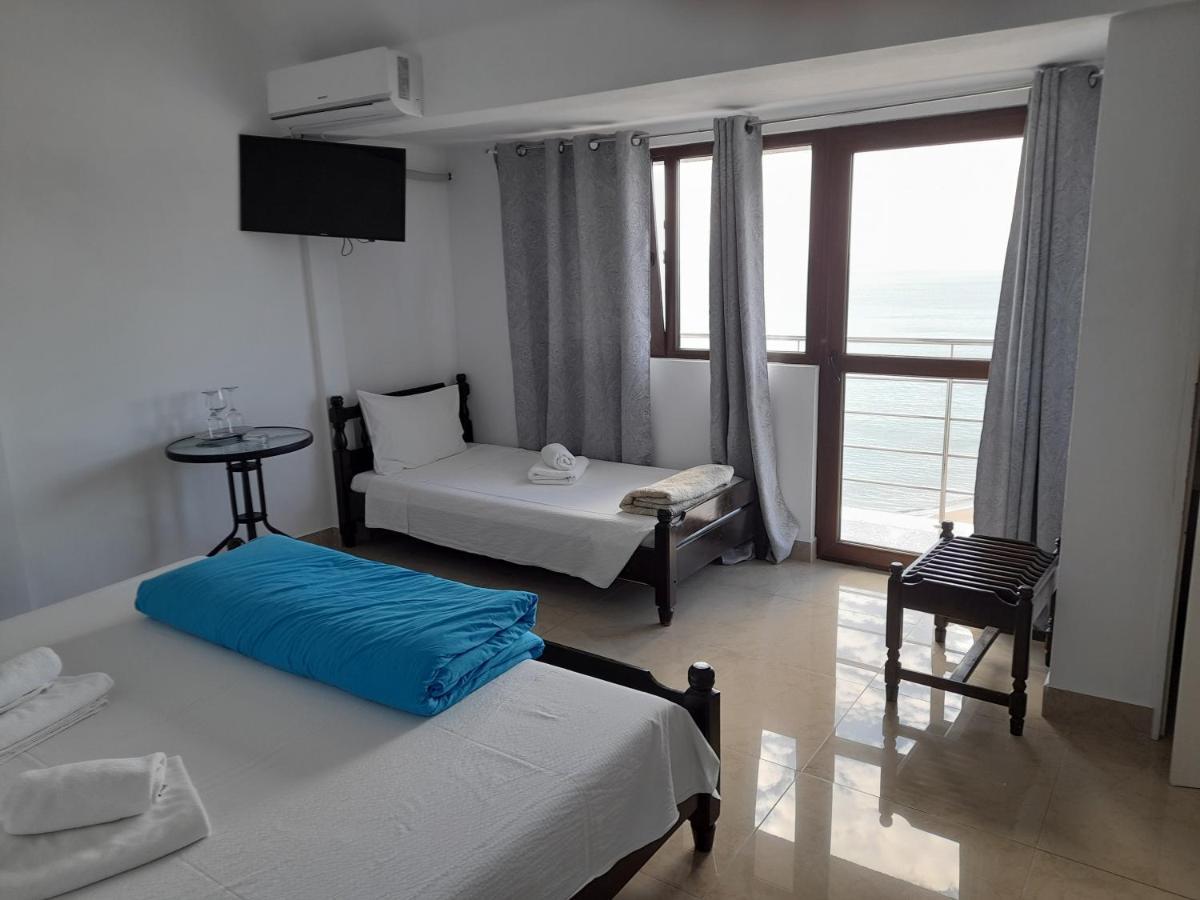 S&K Dotro Hotel Costinesti Bagian luar foto