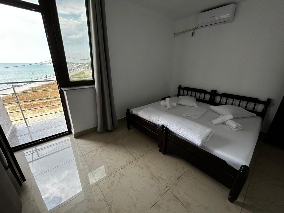 S&K Dotro Hotel Costinesti Bagian luar foto